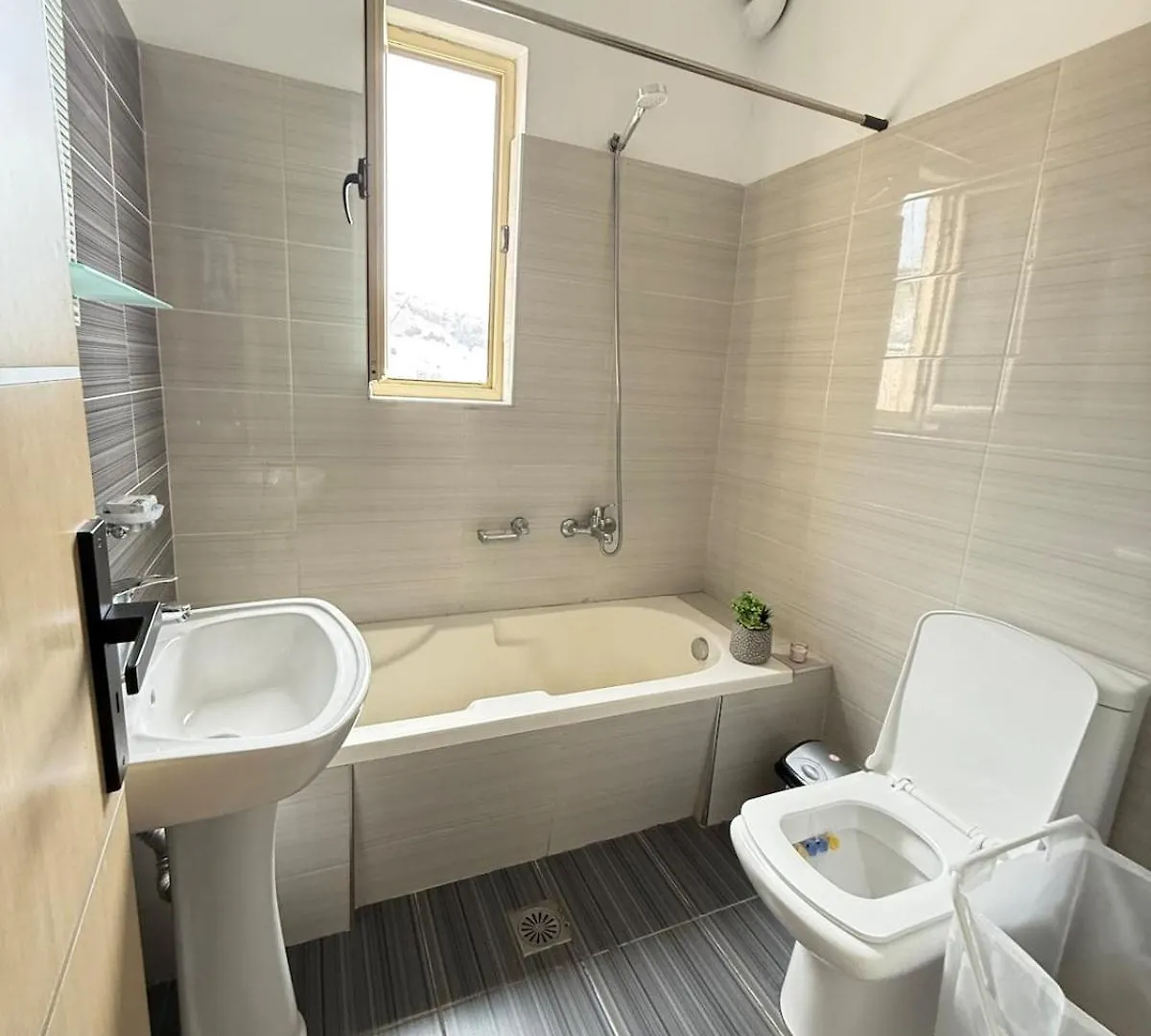 Snm Apartment -Saranda Center